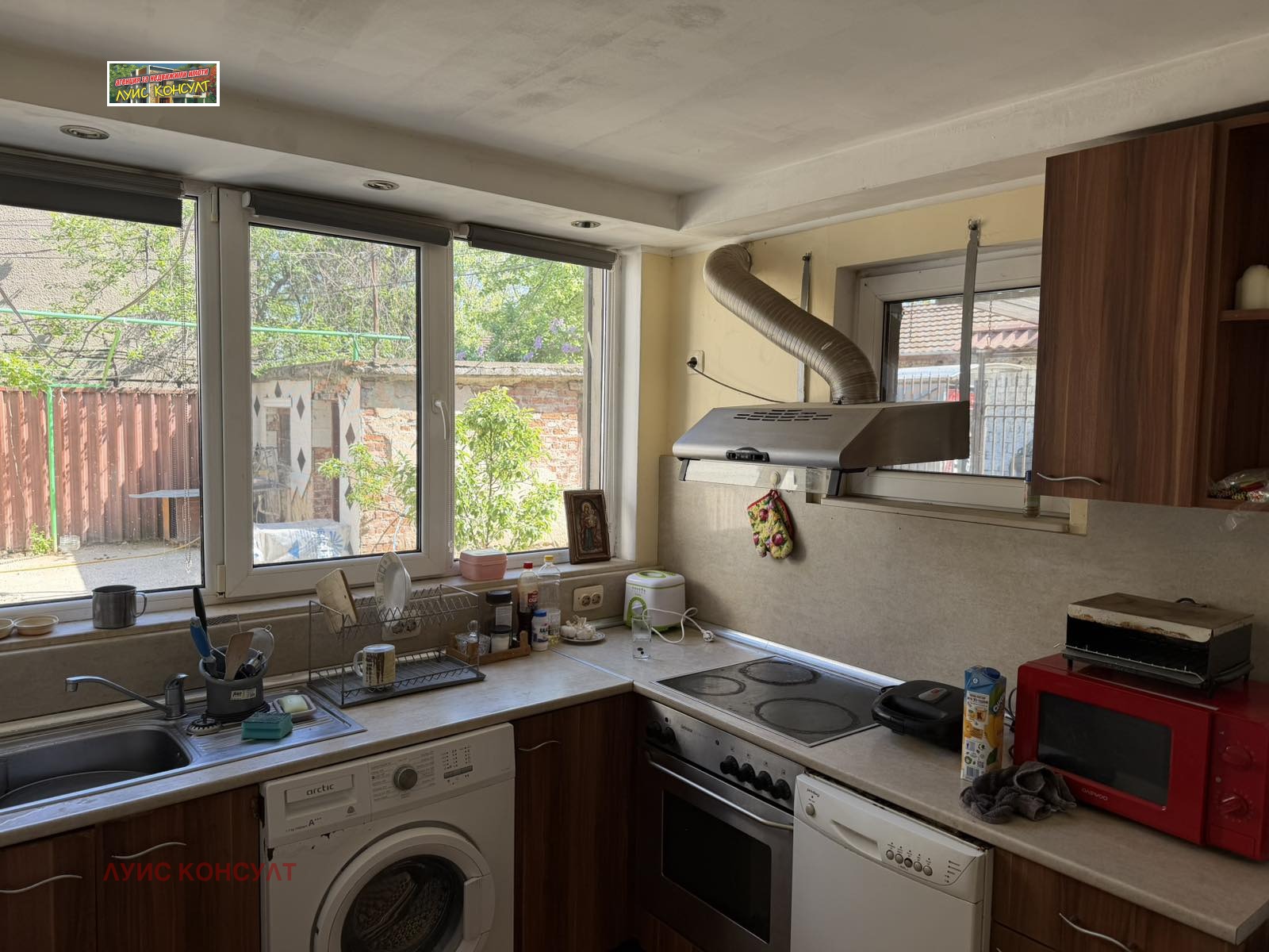 Продава КЪЩА, гр. Монтана, Широк център, снимка 9 - Къщи - 54331937