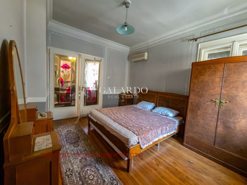 Продава  3-стаен град Пловдив , Старият град , 130 кв.м | 29218469 - изображение [8]