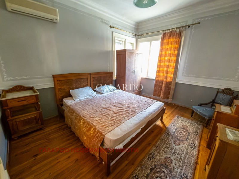 Продава  3-стаен град Пловдив , Старият град , 130 кв.м | 29218469 - изображение [7]