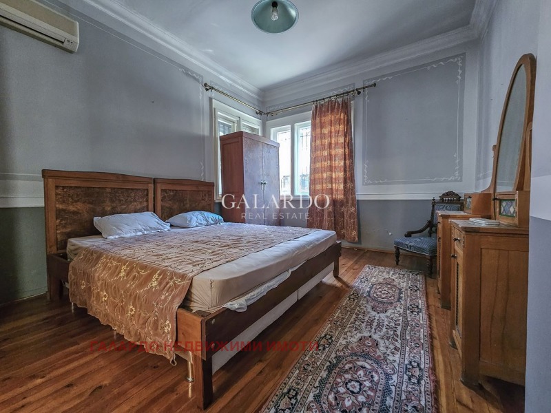 Продава  3-стаен град Пловдив , Старият град , 130 кв.м | 29218469 - изображение [11]