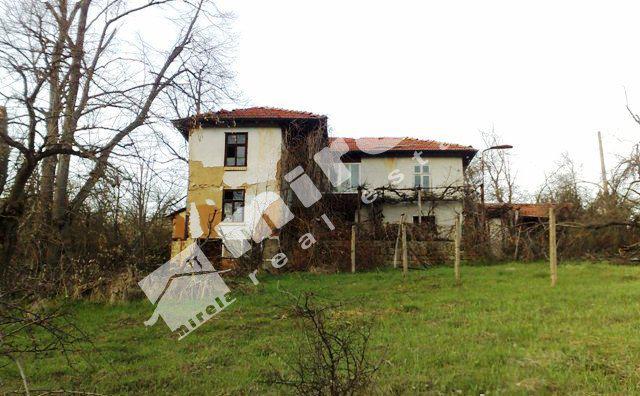 Продава  Къща област Велико Търново , с. Долни Дамяновци , 150 кв.м | 48254803