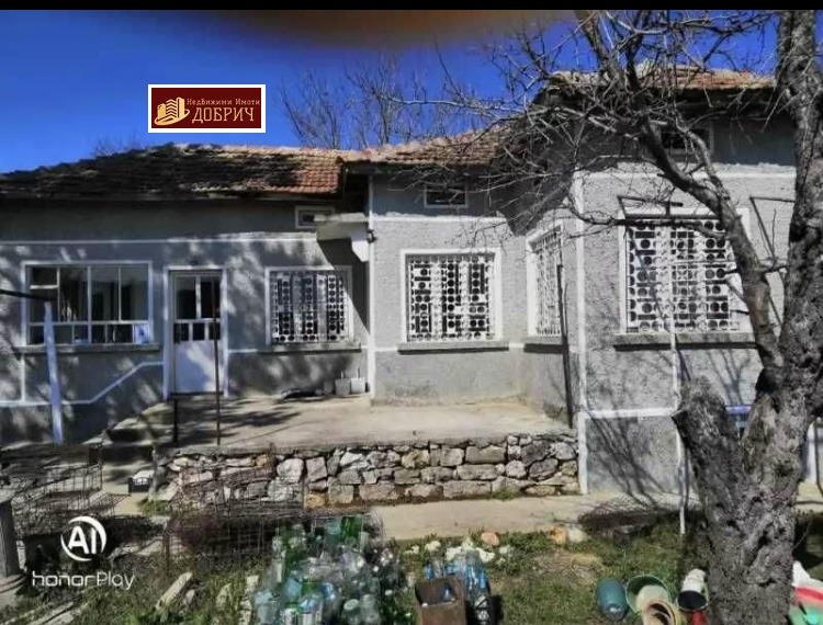 Продава КЪЩА, с. Поручик Кърджиево, област Добрич, снимка 2 - Къщи - 54072966