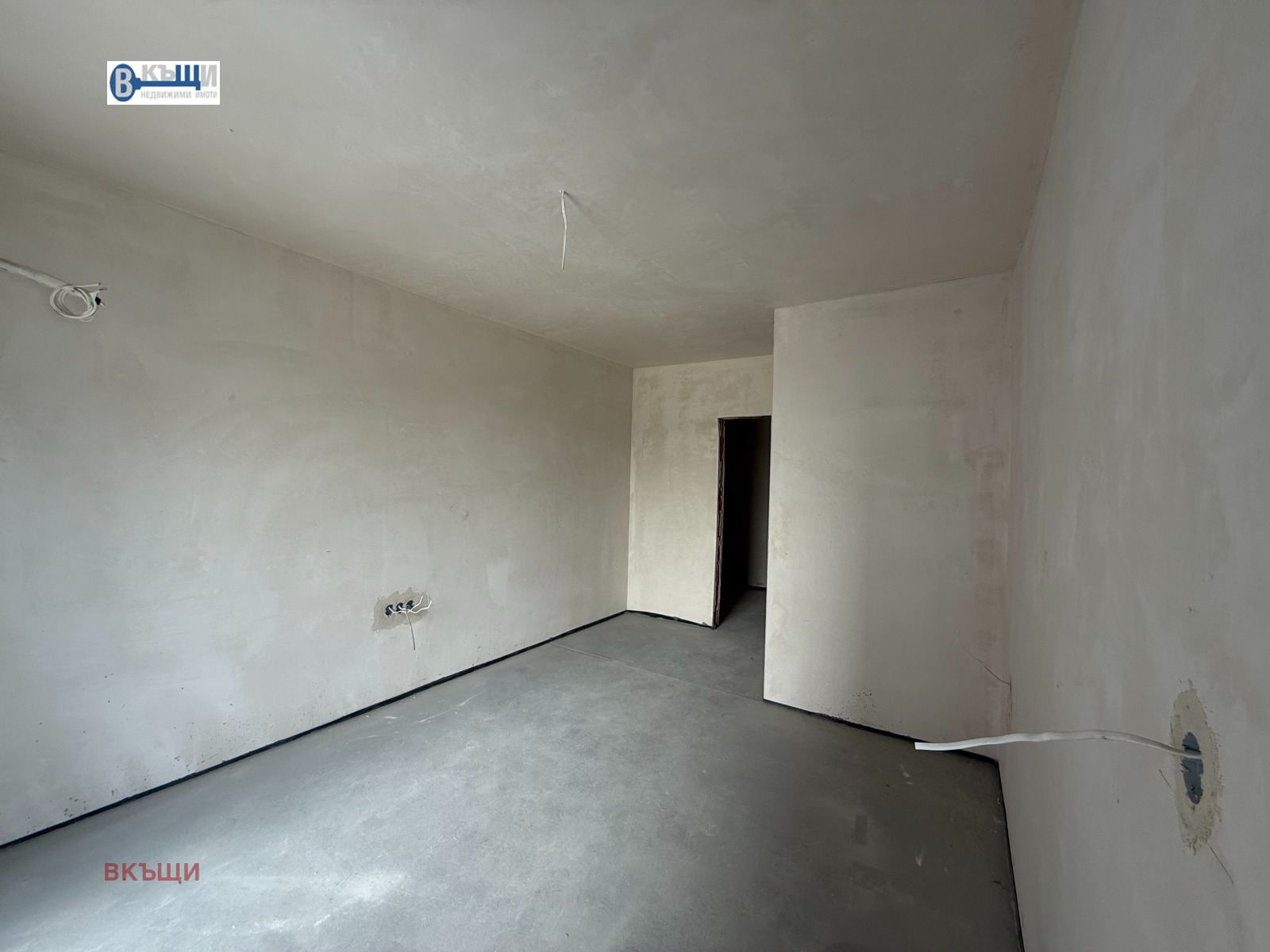 Продава 3-СТАЕН, гр. Велико Търново, Бузлуджа, снимка 2 - Апартаменти - 54223095