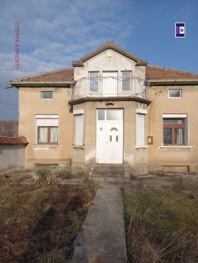 House Koynare, region Pleven 10