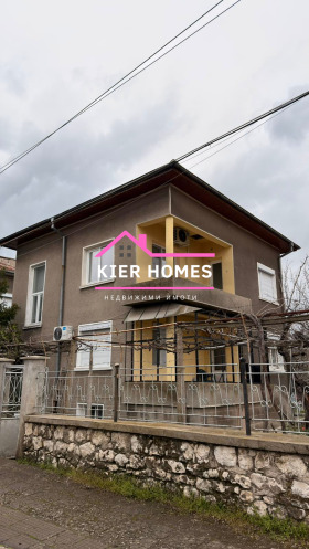 Продава  Къща, гр. Димитровград