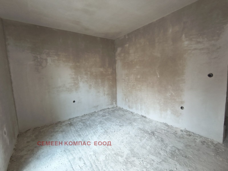 Продава 1-СТАЕН, гр. Пловдив, Южен, снимка 2 - Апартаменти - 52538731