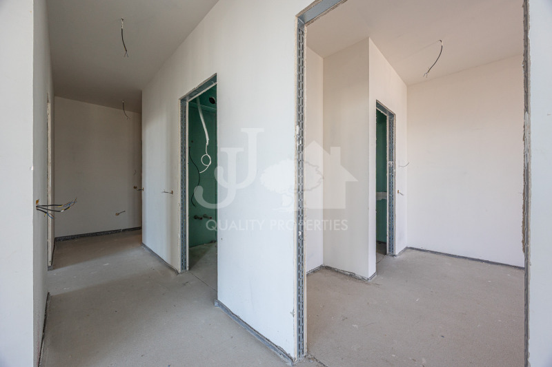 De vânzare  2 dormitoare Sofia , Crâstova vada , 124 mp | 28689348 - imagine [9]
