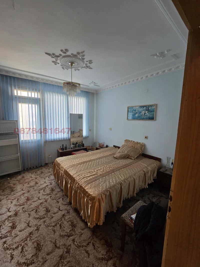 На продаж  3+ кімнати область Тирговиште , Омуртаг , 120 кв.м | 51432609 - зображення [2]