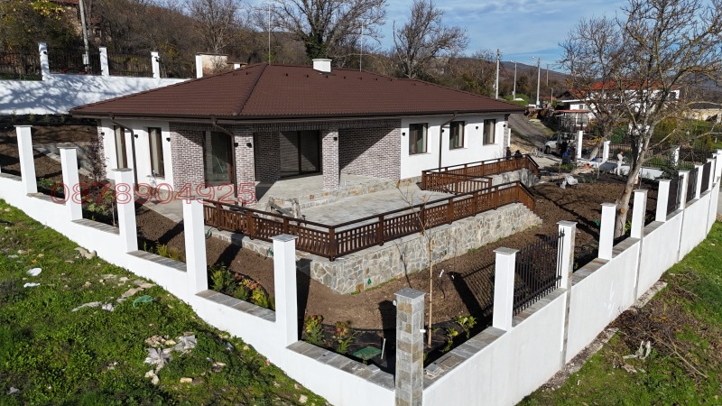 Продава КЪЩА, с. Лясково, област Стара Загора