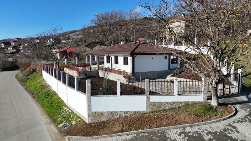 Продава КЪЩА, с. Лясково, област Стара Загора, снимка 3 - Къщи - 53146412