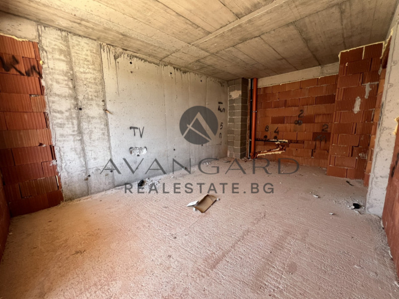 Продава  2-стаен град Пловдив , Остромила , 58 кв.м | 85553385 - изображение [2]