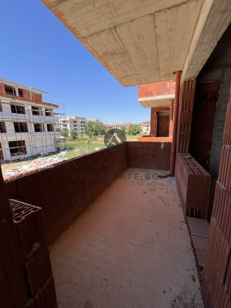 Продава  2-стаен град Пловдив , Остромила , 58 кв.м | 85553385 - изображение [8]