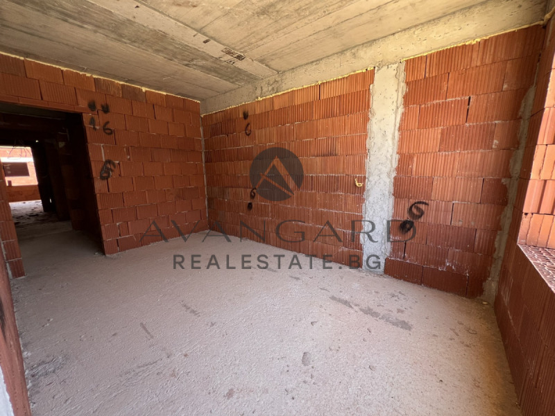 Продава  2-стаен град Пловдив , Остромила , 58 кв.м | 85553385 - изображение [5]