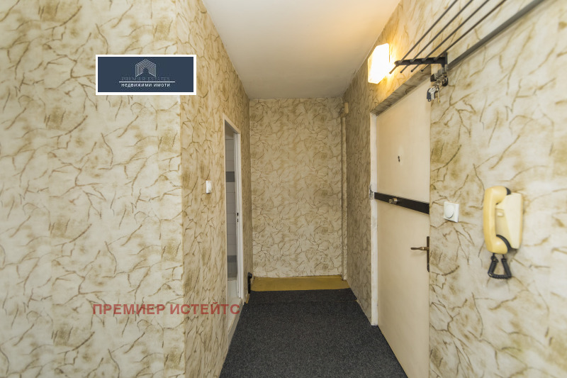 Продава  2-стаен град София , Връбница 1 , 42 кв.м | 35975681 - изображение [2]