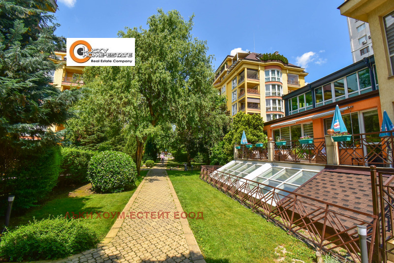 Продава  4-стаен, град София, Борово •  610 650 EUR • ID 10594157 — holmes.bg - [1] 