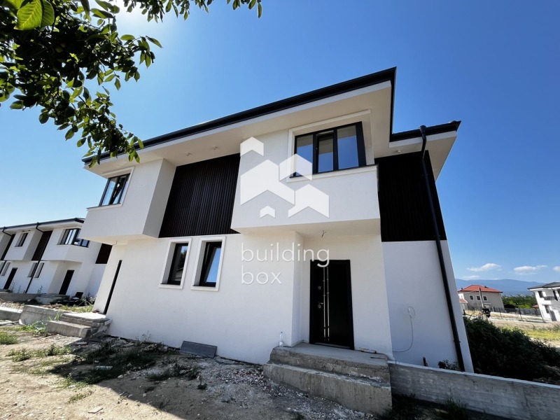 À venda  Casa Plovdiv , Belomorski , 159 m² | 93757452