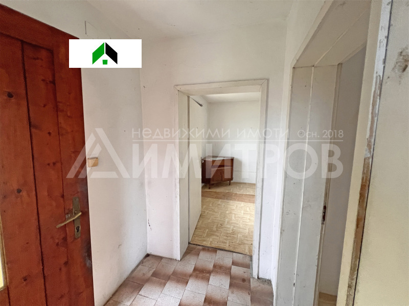 Продава КЪЩА, гр. Нови пазар, област Шумен, снимка 5 - Къщи - 53404229