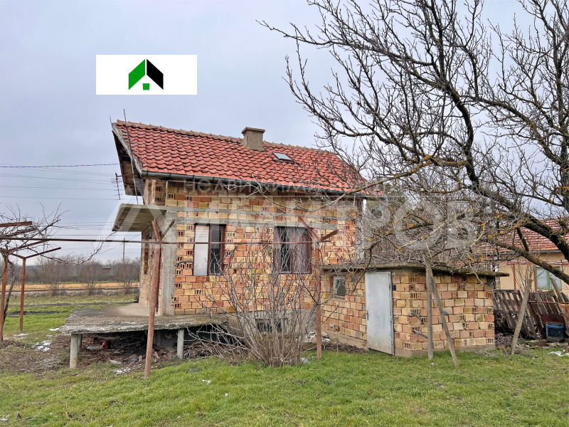 Продава КЪЩА, гр. Нови пазар, област Шумен, снимка 12 - Къщи - 53404229