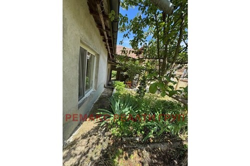 Продава КЪЩА, с. Имренчево, област Шумен, снимка 10 - Къщи - 55297170