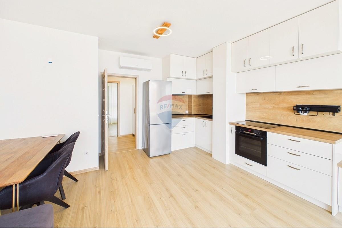 Продава 3-СТАЕН, гр. Варна, Виница, снимка 2 - Апартаменти - 54524277