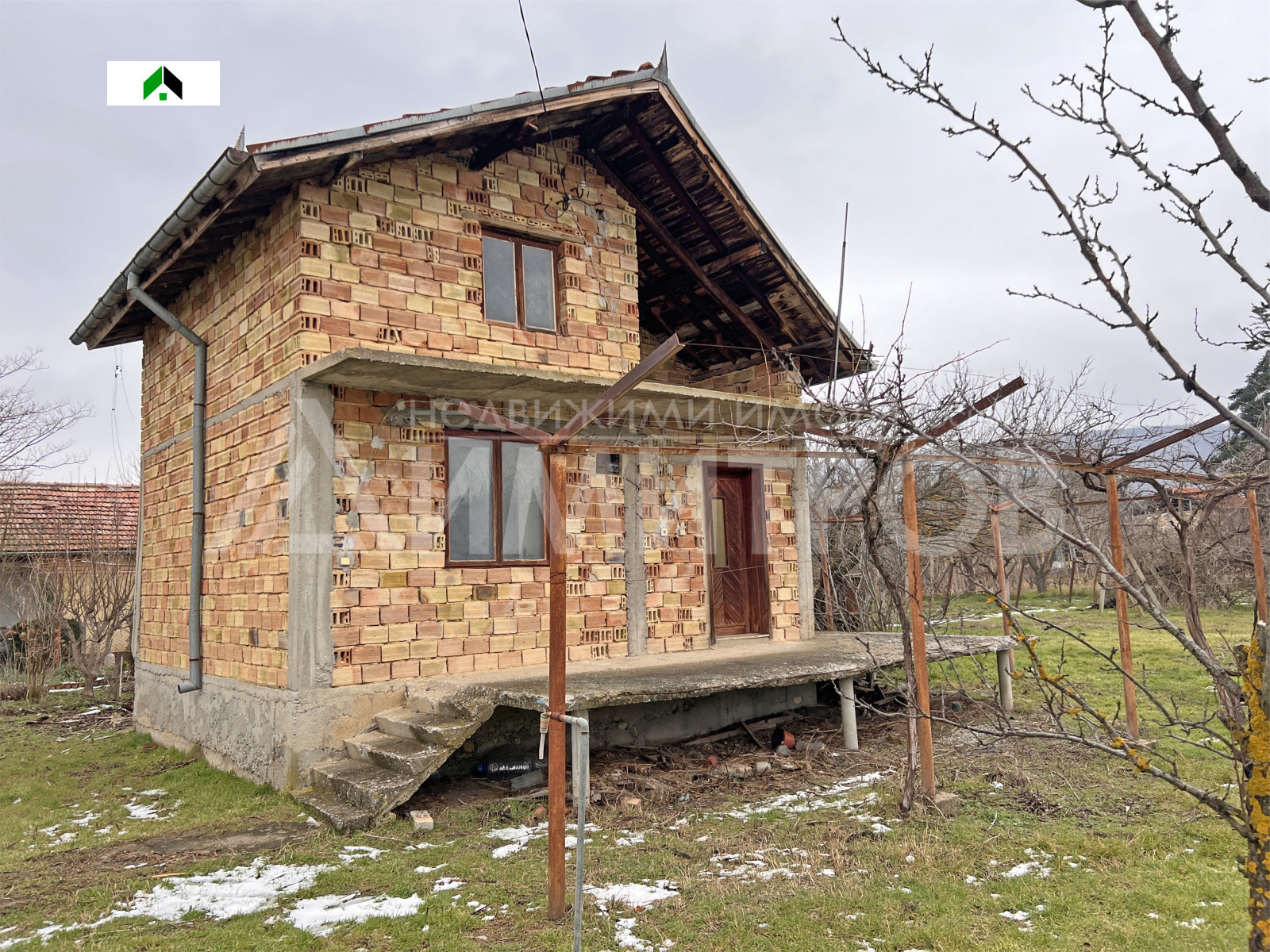 Продава КЪЩА, гр. Нови пазар, област Шумен, снимка 2 - Къщи - 53404229