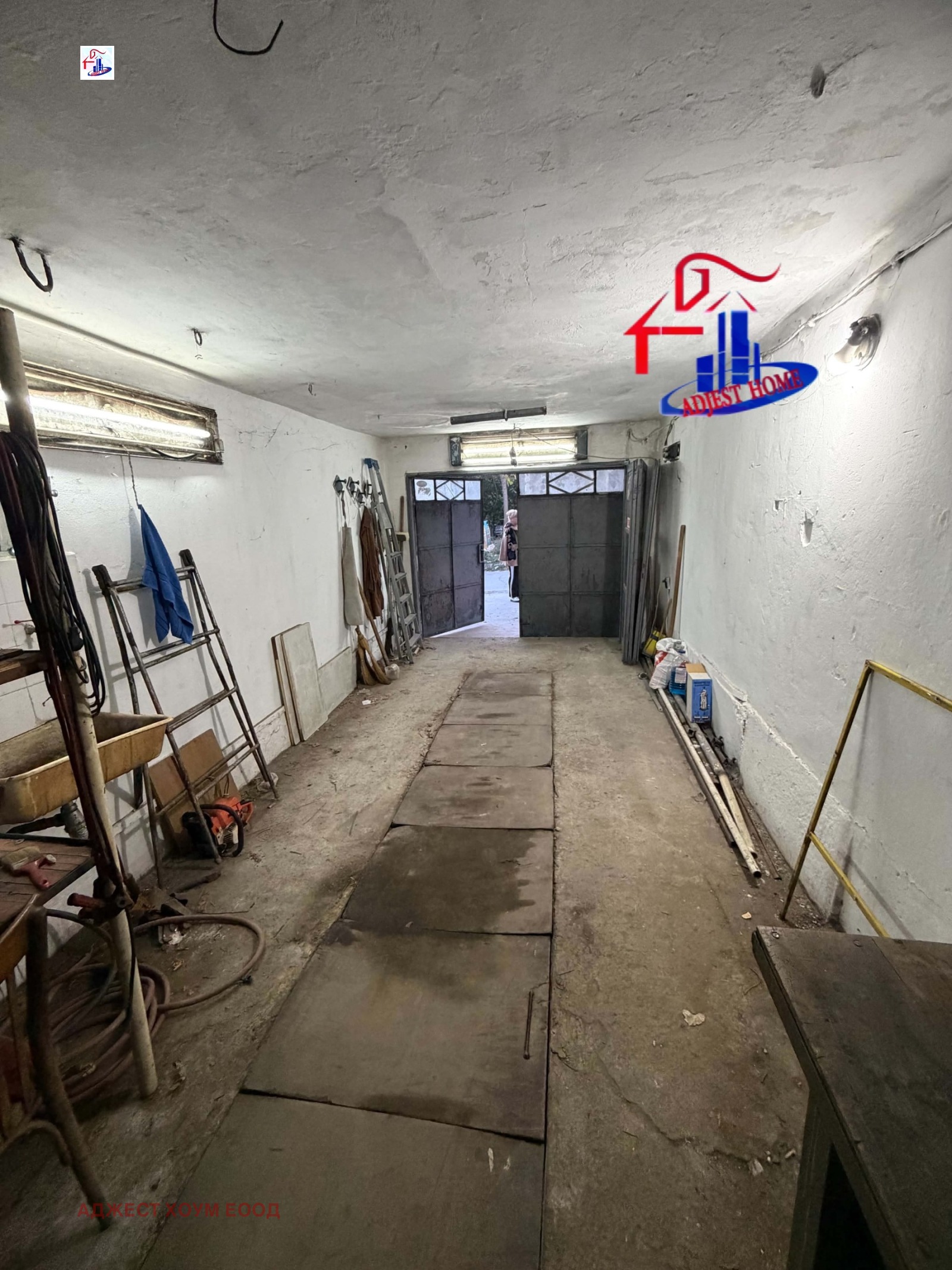 Продава ГАРАЖ, ПАРКОМЯСТО, гр. Шумен, 5-ти полк