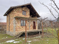 Продава КЪЩА, гр. Нови пазар, област Шумен, снимка 2