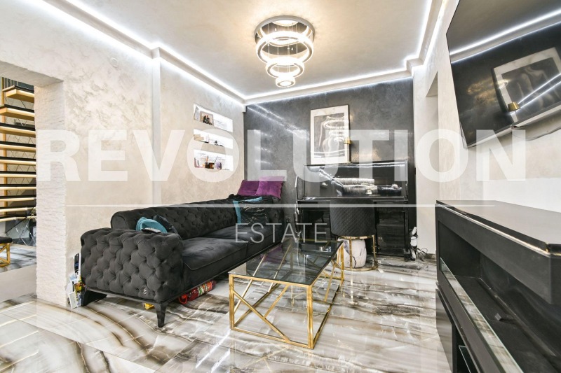 Продава 3-СТАЕН в град София, Център - 154 кв.м / 480 000 € » 938 798.40 лв., РЕВОЛЮШЪН ЕСТЕЙТ