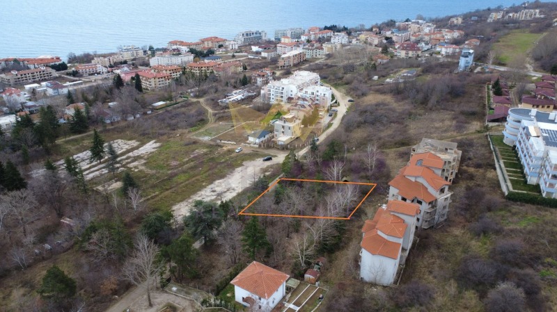 Продава ПАРЦЕЛ в област Варна, гр. Бяла - 1220 кв.м / 97 600 € » 190 889.01 лв., ИМОТИ ПРЕМИЕР