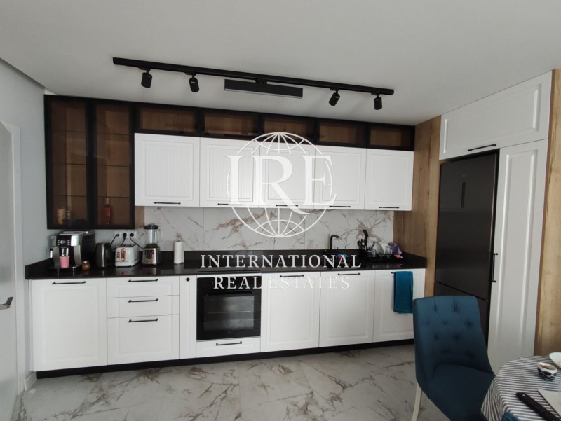 Продава 2-СТАЕН, гр. Варна, Бриз, снимка 2 - Апартаменти - 53042515