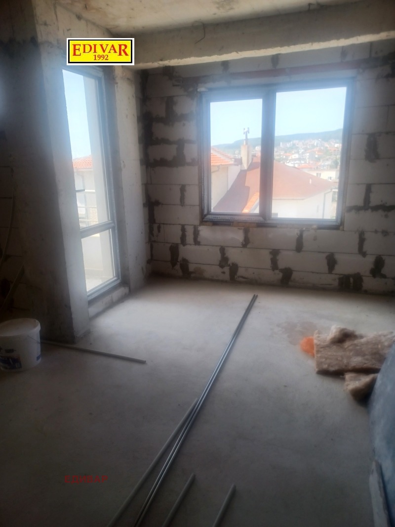 Na prodej  2 ložnice Varna , Vinica , 120 m2 | 85995216 - obraz [4]