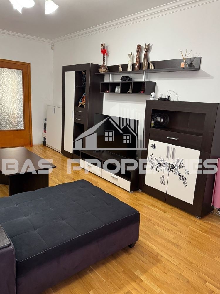 Продава 3-СТАЕН, гр. София, Илинден, снимка 2 - Апартаменти - 56194064