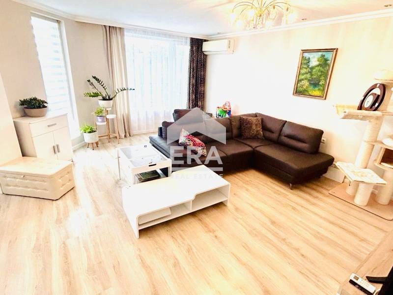 In vendita  2 camere da letto Varna , k.k. Sv.Sv. Konstantin i Elena , 135 mq | 66786668 - Immagine [3]