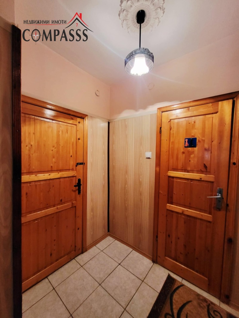 Продава ЕТАЖ ОТ КЪЩА, гр. Генерал Тошево, област Добрич, снимка 10 - Етаж от къща - 52719770