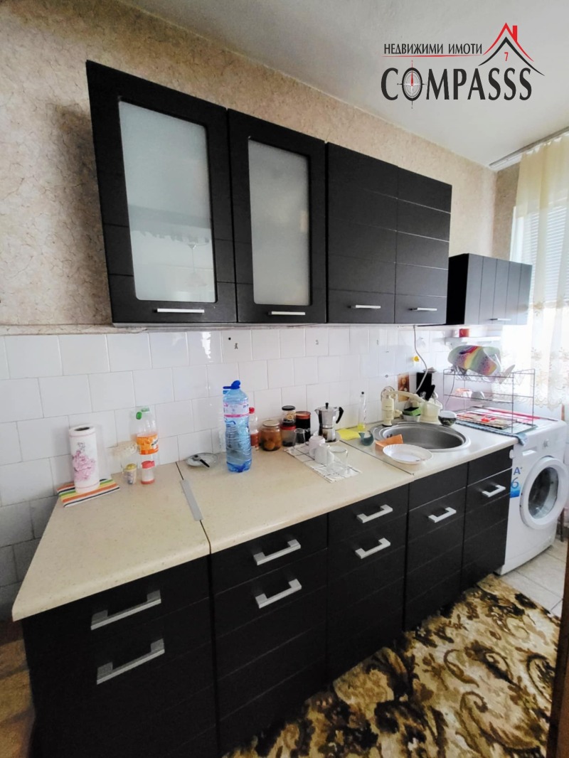 Продава ЕТАЖ ОТ КЪЩА, гр. Генерал Тошево, област Добрич, снимка 4 - Етаж от къща - 52719770