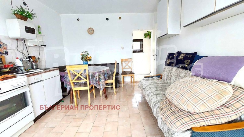 Till salu  Hus region Pernik , Lobosj , 220 kvm | 43236554 - bild [6]