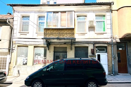 Продава КЪЩА, град Габрово, Център • 130000 лв. / 66467.94 € • 91626395 1