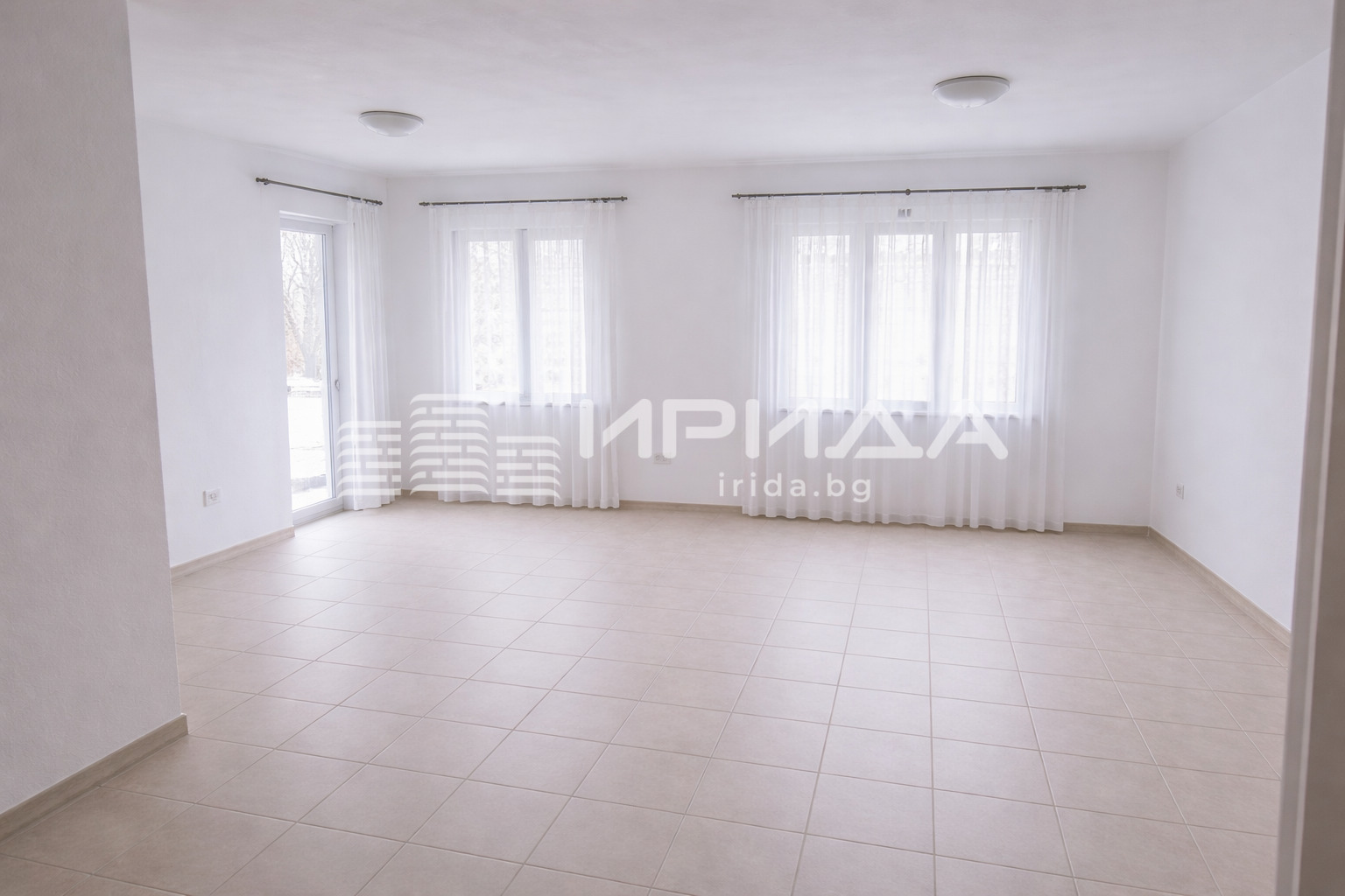 Продава 3-СТАЕН, гр. София, Белите брези