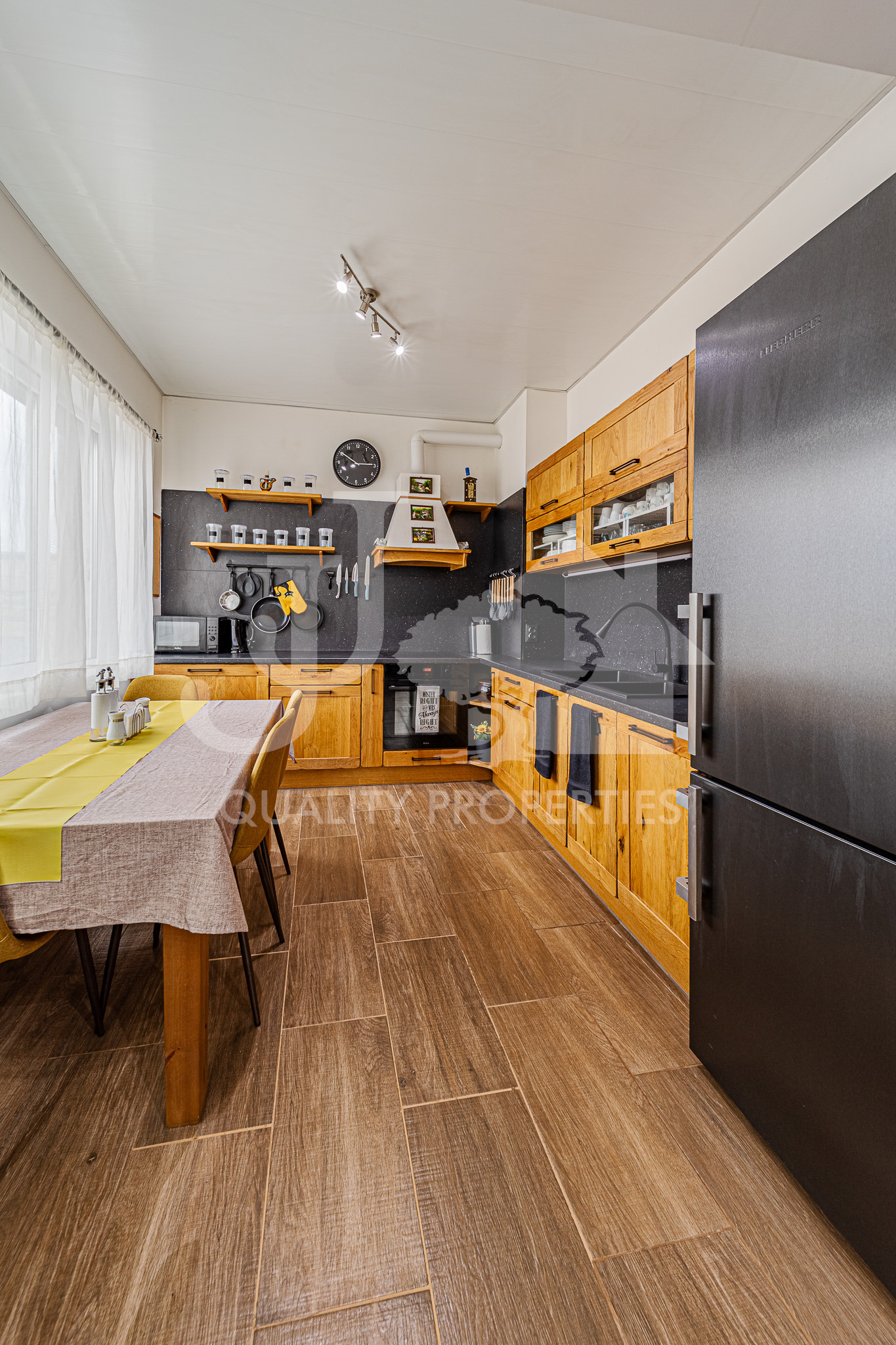 Продава 3-СТАЕН, гр. София, Център, снимка 4 - Апартаменти - 54537595