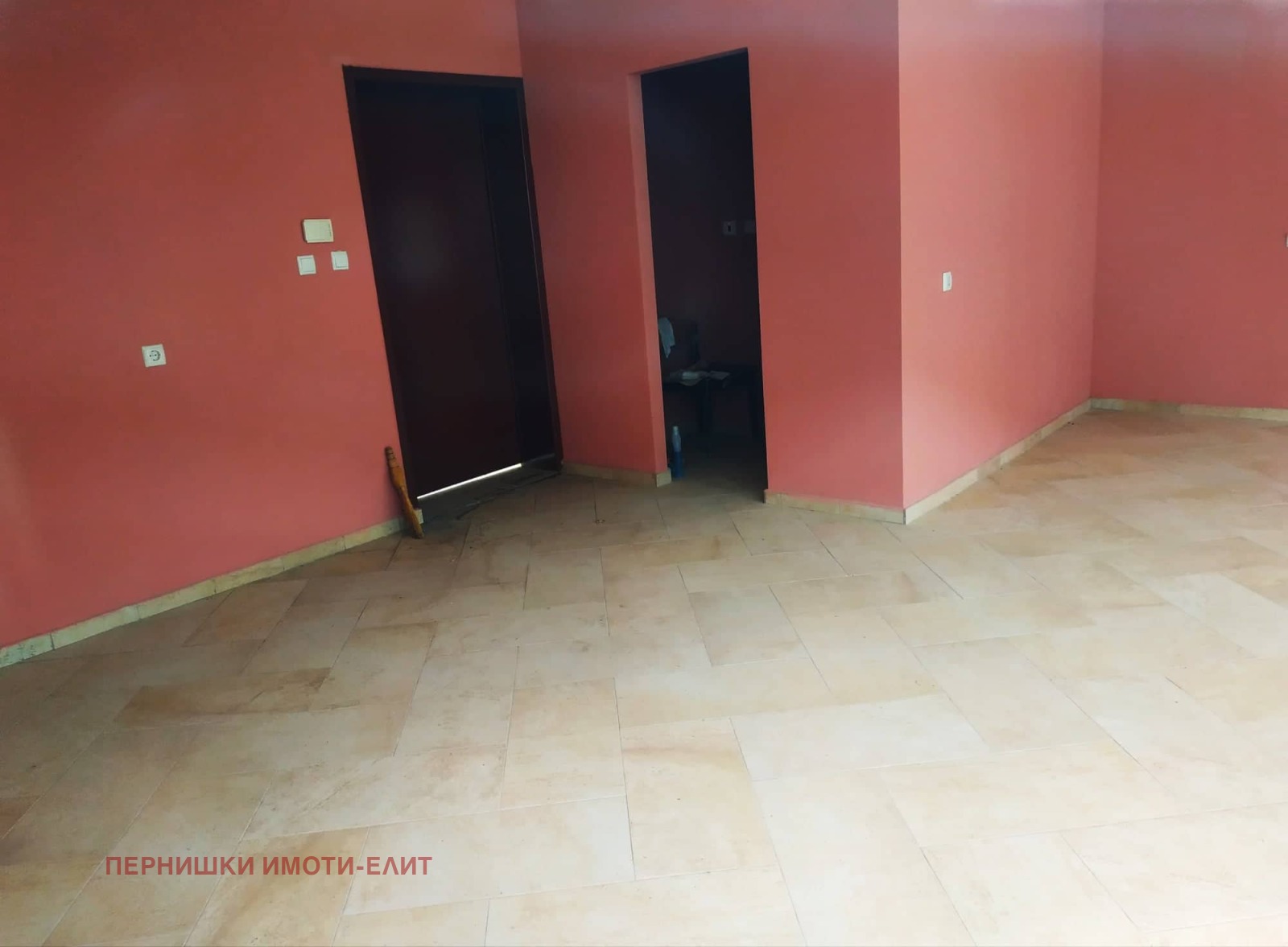 Продава ОФИС, гр. Перник, Мошино, снимка 2 - Офиси - 54328260