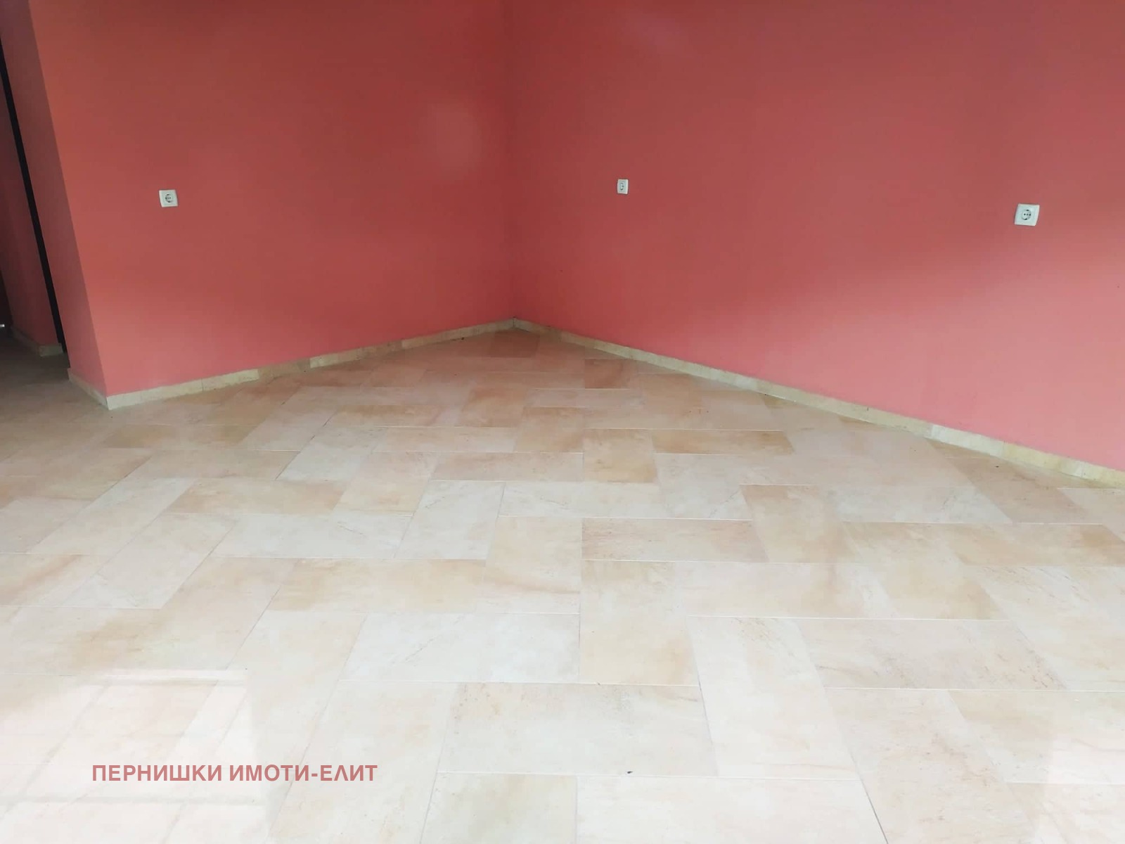 Продава ОФИС, гр. Перник, Мошино, снимка 3 - Офиси - 54328260