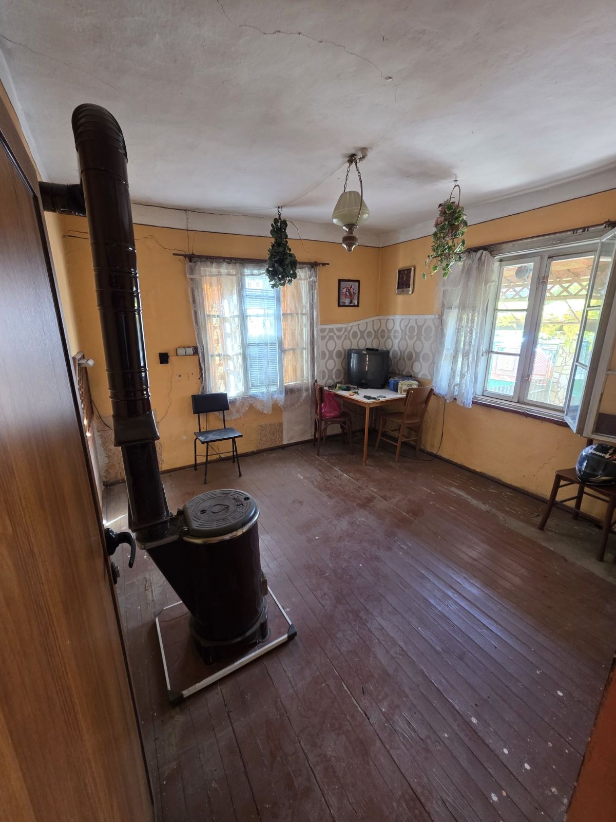 Продава КЪЩА, с. Неговановци, област Видин, снимка 2 - Къщи - 54251182