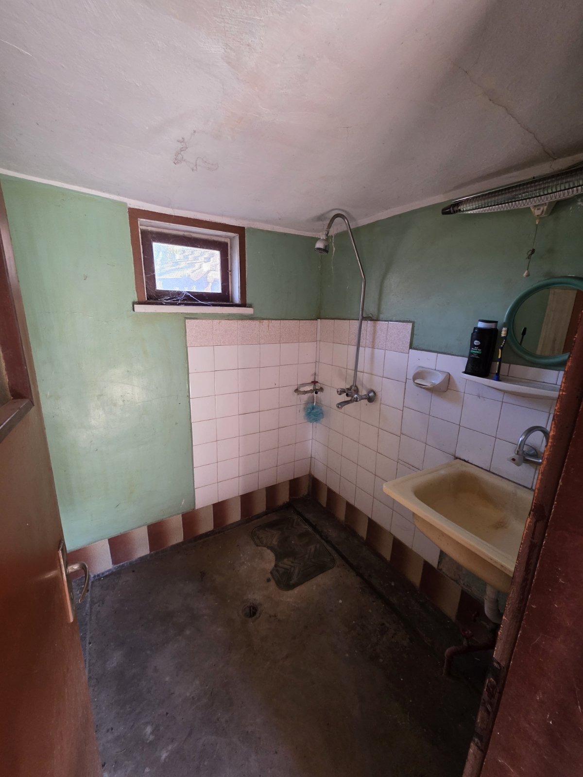 Продава КЪЩА, с. Неговановци, област Видин, снимка 9 - Къщи - 54251182