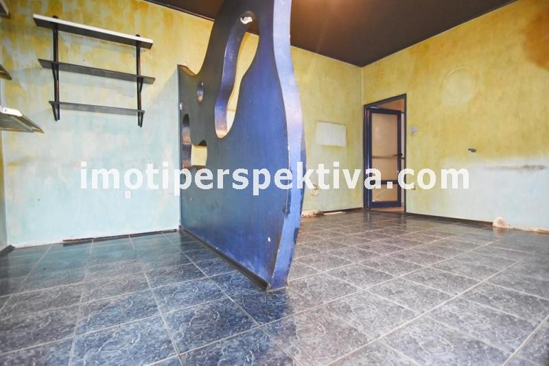 Продава 1-СТАЕН, гр. Пловдив, Кючук Париж, снимка 2 - Апартаменти - 55784088
