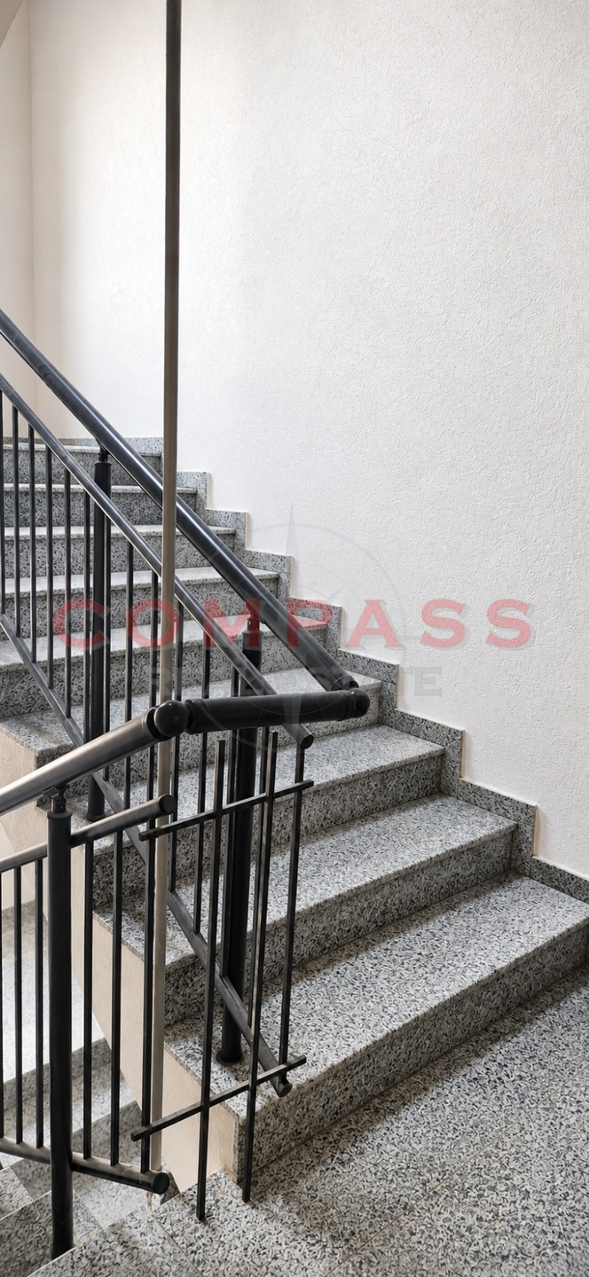 Продава 2-СТАЕН, гр. Варна, Център, снимка 8 - Апартаменти - 50202341