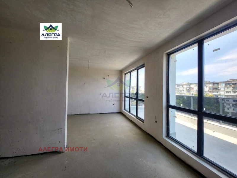 Продава 3-СТАЕН, гр. Пазарджик, Център, снимка 3 - Апартаменти - 52522651