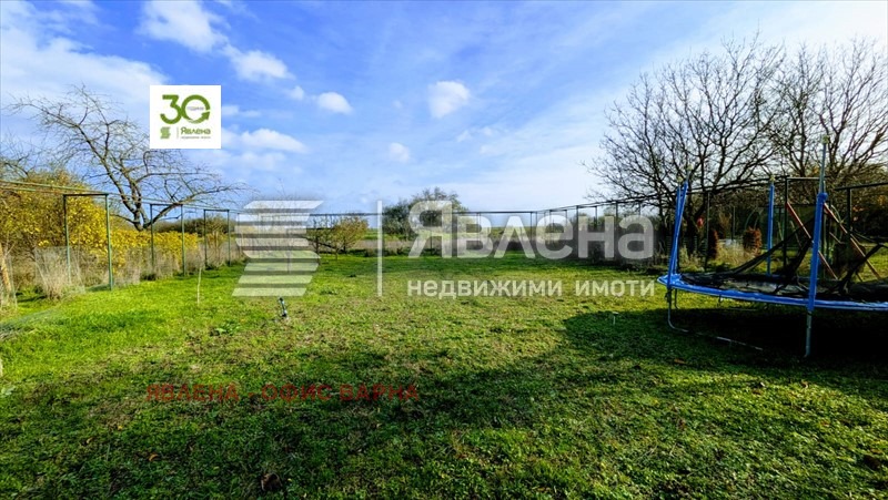 Продава КЪЩА, с. Водица, област Варна, снимка 8 - Къщи - 53001765