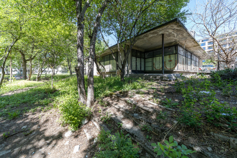 Продава  Пром. помещение, град София, Западен парк •  172 500 EUR • ID 44738752 — holmes.bg - [1] 