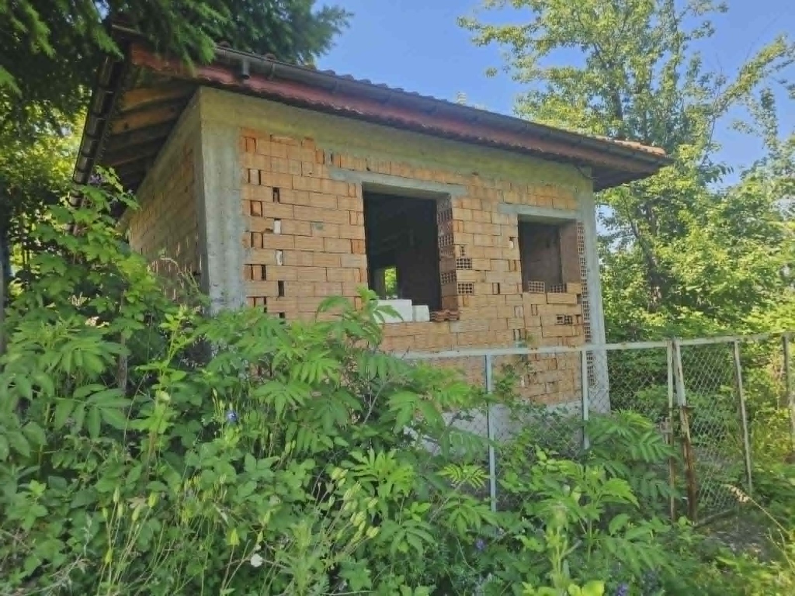Продава ВИЛА, с. Брош, област Кърджали, снимка 4 - Вили - 54952774