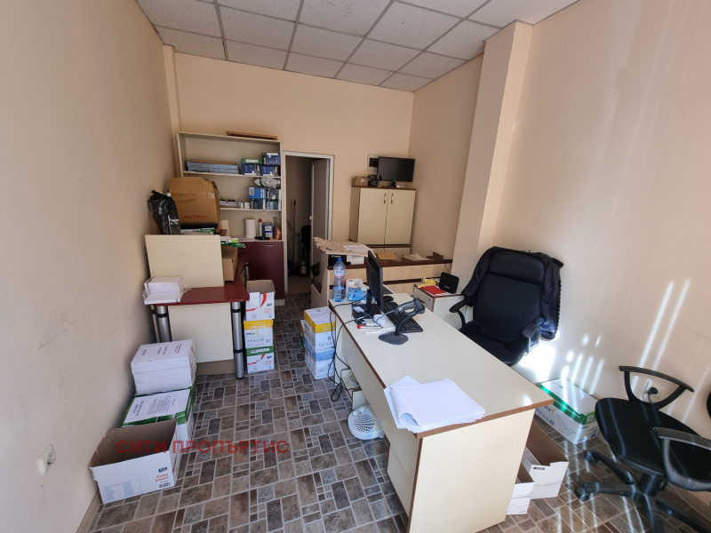 Продава МАГАЗИН в град Благоевград, Освобождение - 20 кв.м / 30 000 € » 58 674.90 лв., СИТИ ПРОПЪРТИС
